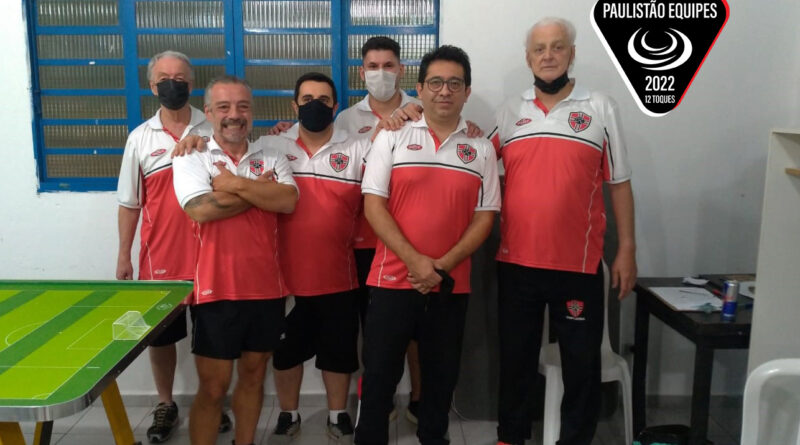 Cisplatina vence no aspirantes