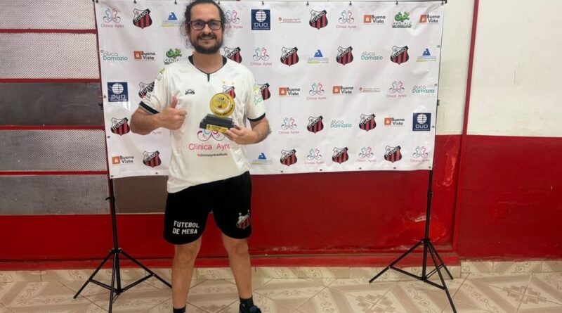 Lui atleta do Clube de Esportes Ituano fatura a Taça do interior